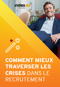 Homme dans un fauteuil